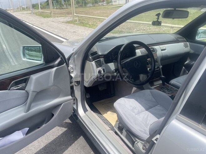 Mercedes E 230 1997, 360,000 km - 2.3 l - Bakı