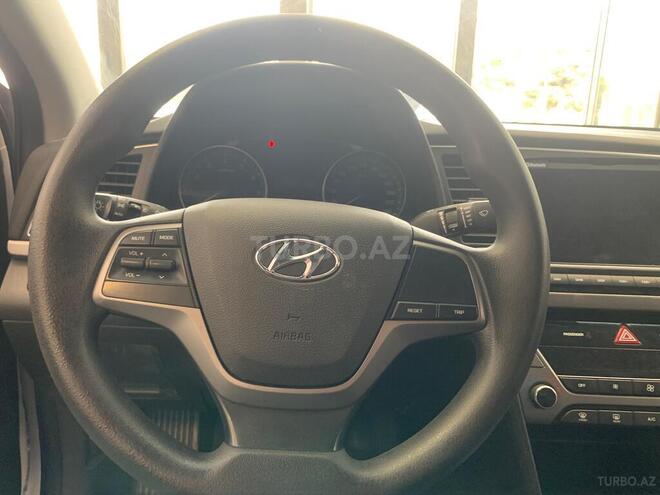 Hyundai Avante 2016, 120,800 km - 1.6 l - Bakı