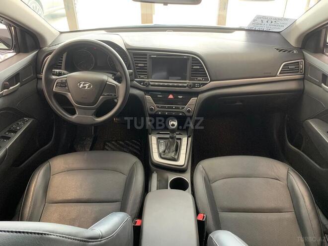 Hyundai Avante 2016, 120,800 km - 1.6 l - Bakı
