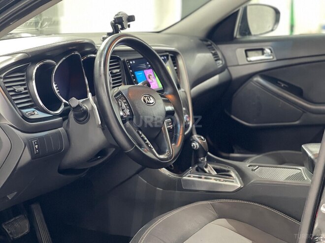 Kia Optima-15