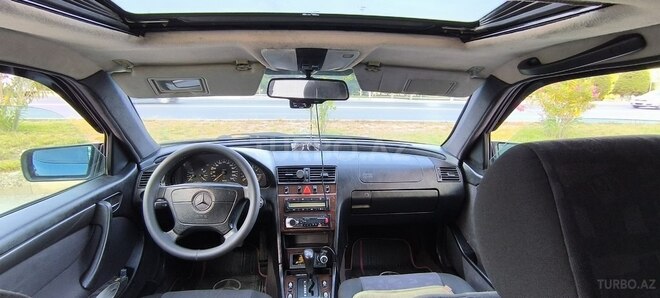 Mercedes C 200 1996, 333,000 km - 2.0 l - Sumqayıt