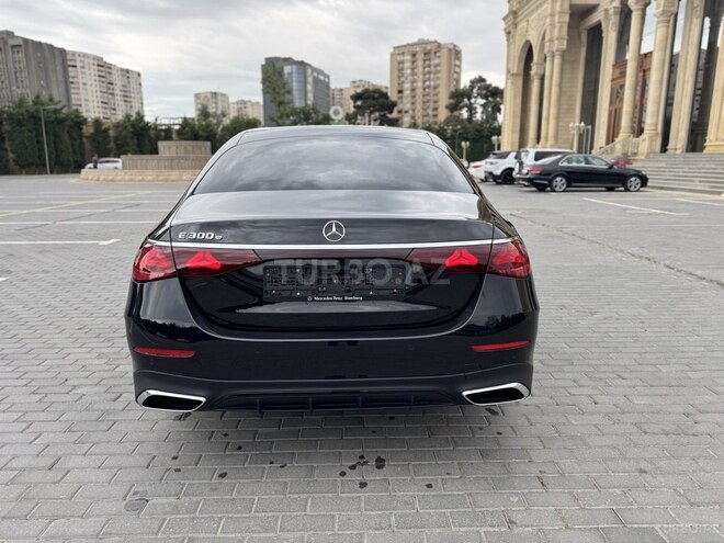 Mercedes E 300 e-6