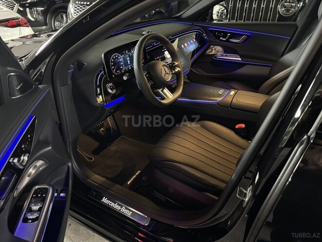 Mercedes E 300 e-19