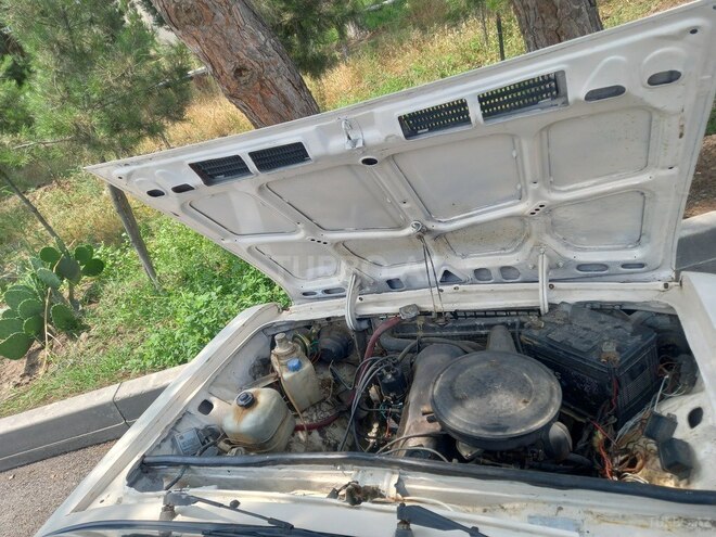 LADA (VAZ) 2106 1988, 88,000 km - 1.3 l - Şirvan