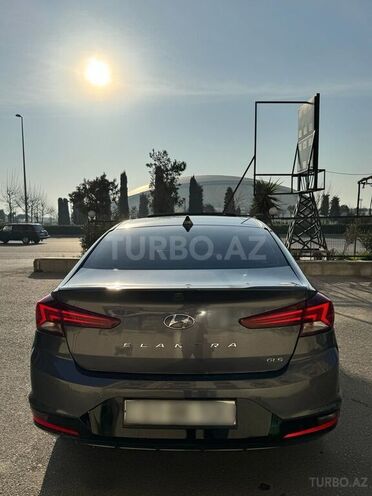 Hyundai Elantra 2019, 176,000 km - 2.0 l - Bakı