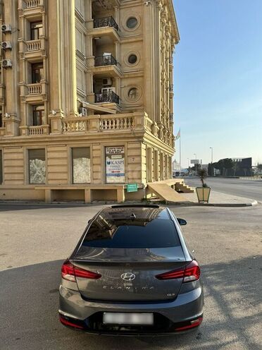 Hyundai Elantra 2019, 176,000 km - 2.0 l - Bakı