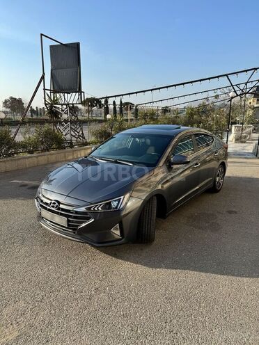 Hyundai Elantra 2019, 176,000 km - 2.0 l - Bakı