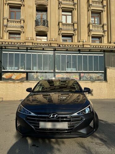 Hyundai Elantra 2019, 176,000 km - 2.0 l - Bakı