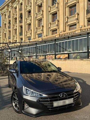 Hyundai Elantra 2019, 176,000 km - 2.0 l - Bakı