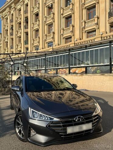 Hyundai Elantra 2019, 176,000 km - 2.0 l - Bakı