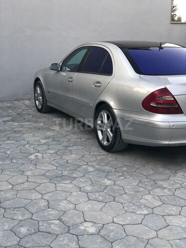 Mercedes E 270 2003, 540,000 km - 2.7 l - Bakı