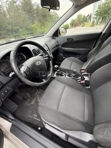 Hyundai i30 2011, 198,000 km - 1.6 l - Ağsu