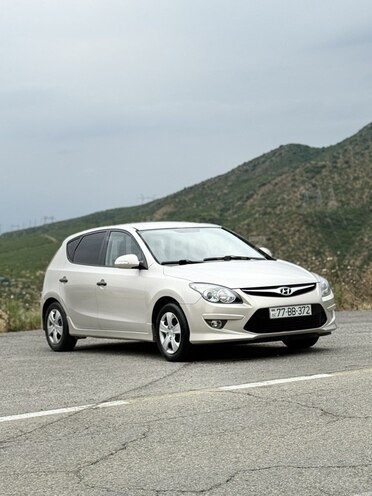 Hyundai i30 2011, 198,000 km - 1.6 l - Ağsu