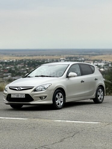 Hyundai i30 2011, 198,000 km - 1.6 l - Ağsu