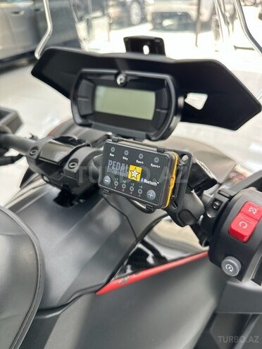 Can-Am Spyder ST-8