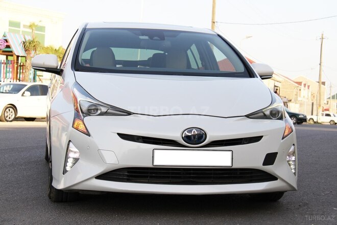 Toyota Prius 2017, 69,000 km - 1.8 l - Bakı