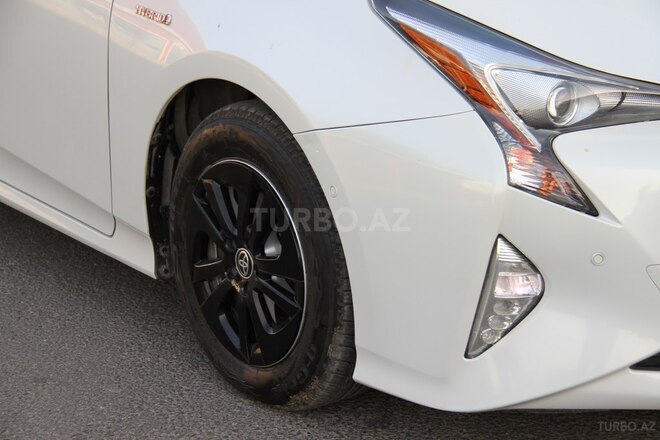 Toyota Prius 2017, 69,000 km - 1.8 l - Bakı