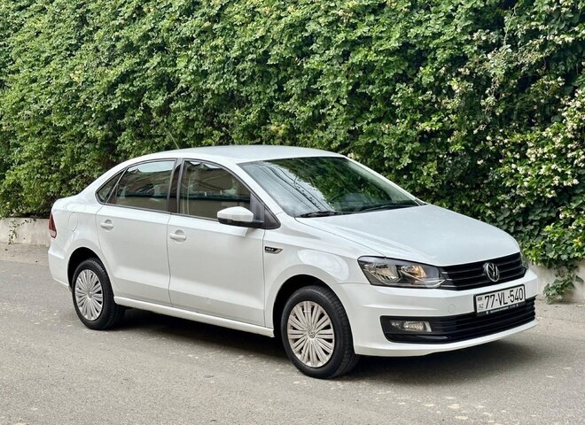 Volkswagen Polo 2018, 110,000 km - 1.6 l - Bakı