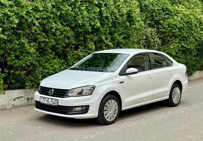 Volkswagen Polo 2018, 110,000 km - 1.6 l - Bakı