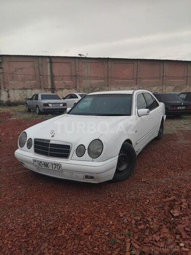 Mercedes E 250 1996, 650,000 km - 2.5 l - Sumqayıt