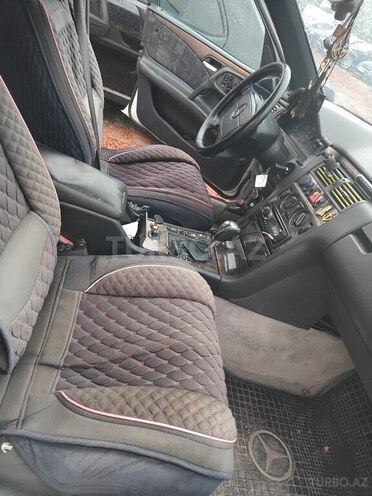 Mercedes E 250 1996, 650,000 km - 2.5 l - Sumqayıt