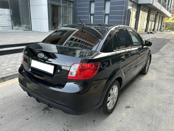 Kia Rio 2011, 240,000 km - 1.4 l - Bakı