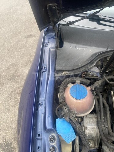 Volkswagen Passat 2006, 300,000 km - 2.0 l - Bakı