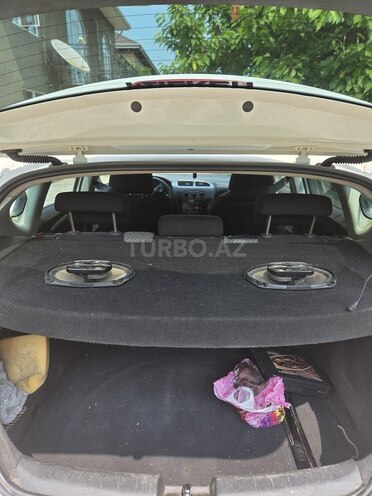 SEAT Leon-8