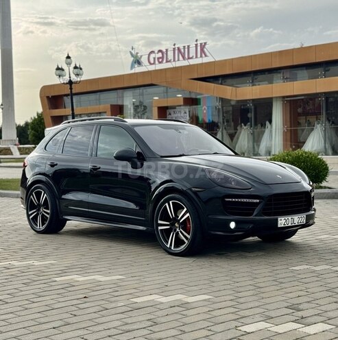 Porsche Cayenne GTS 2014, 157,000 km - 4.8 l - Gəncə