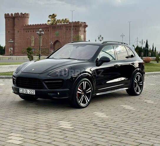 Porsche Cayenne GTS 2014, 157,000 km - 4.8 l - Gəncə