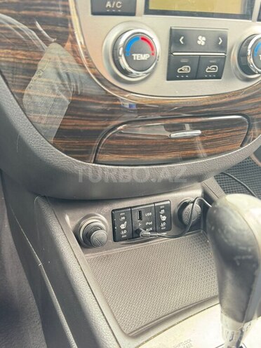 Hyundai Santa Fe 2010, 243,000 km - 2.0 l - Bakı