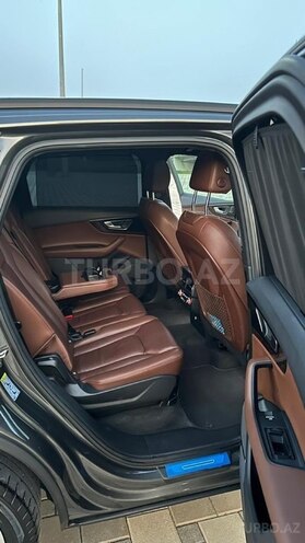 Audi Q7 2019, 104,000 km - 2.0 л - Bakı