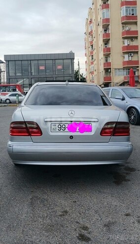 Mercedes E 220 d 2000, 358,000 km - 2.2 л - Bakı