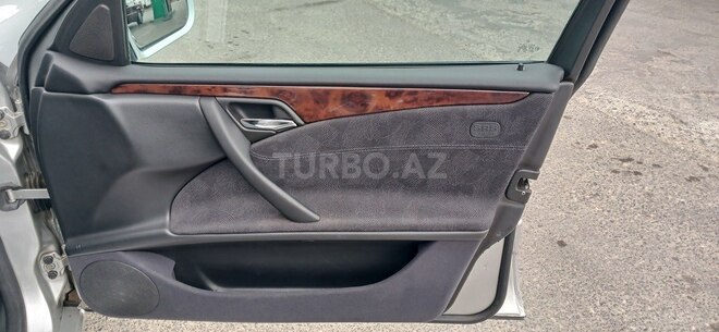 Mercedes E 220 d 2000, 358,000 km - 2.2 л - Bakı