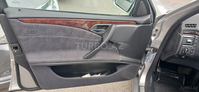 Mercedes E 220 d 2000, 358,000 km - 2.2 л - Bakı