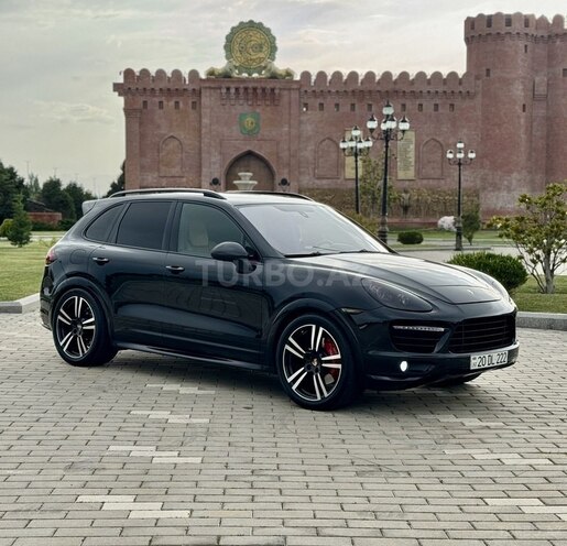 Porsche Cayenne GTS 2014, 157,000 km - 4.8 l - Gəncə
