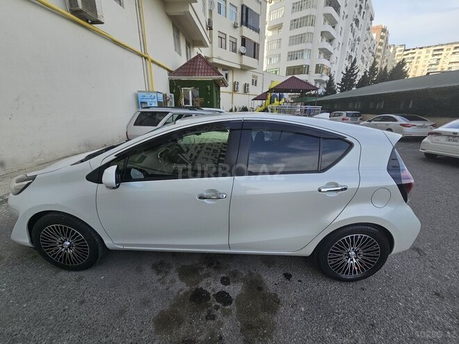 Toyota Aqua 2020, 72,108 km - 1.5 l - Bakı