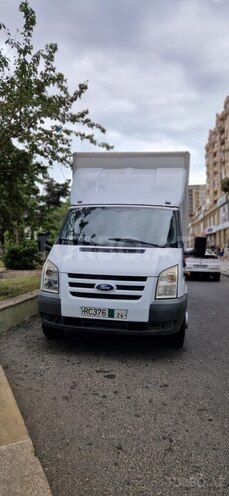 Ford Transit-6