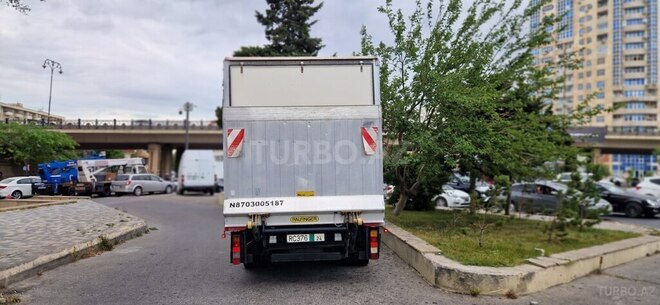 Ford Transit-11