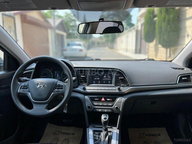 Hyundai Elantra 2018, 69,850 km - 2.0 l - Bakı
