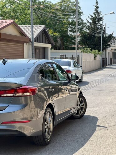 Hyundai Elantra 2018, 69,850 km - 2.0 l - Bakı