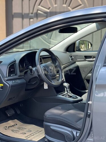 Hyundai Elantra 2018, 69,850 km - 2.0 l - Bakı