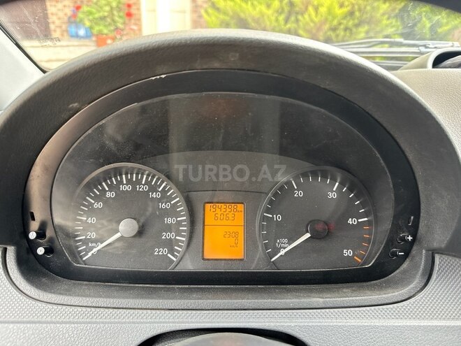 Mercedes Vito 115 2010, 194,400 km - 2.2 l - Bakı