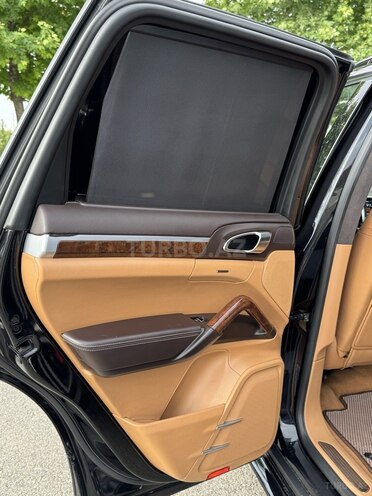 Porsche Cayenne GTS 2014, 157,000 km - 4.8 l - Gəncə