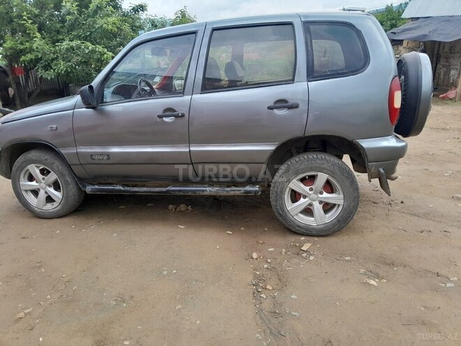 Chevrolet Niva 2001, 130,624 km - 2.0 l - Gədəbəy