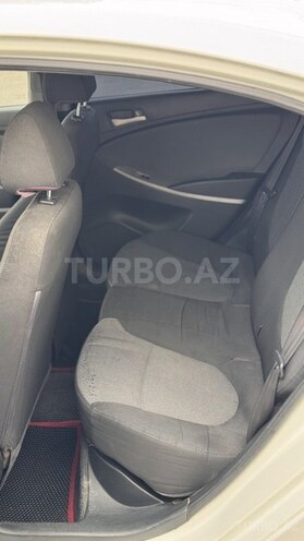 Hyundai Accent 2013, 281,000 km - 1.6 l - Bakı