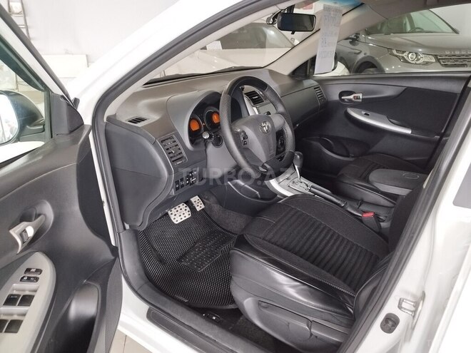 Toyota Corolla-7
