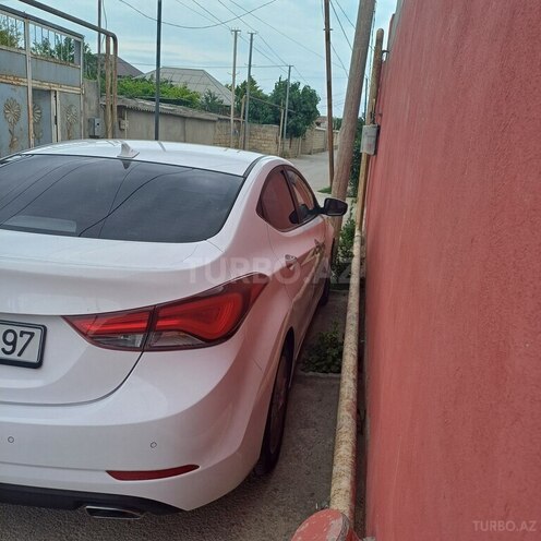 Hyundai Avante 2015, 177,500 km - 1.6 л - Bakı