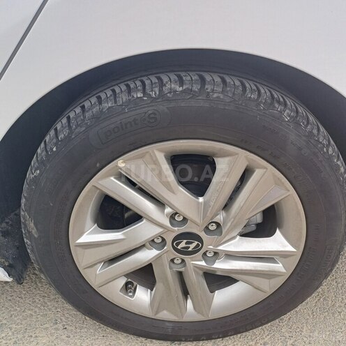 Hyundai Avante 2015, 177,500 km - 1.6 л - Bakı