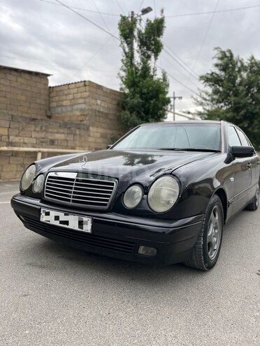 Mercedes E 200 1999, 294,575 km - 2.0 l - Bakı